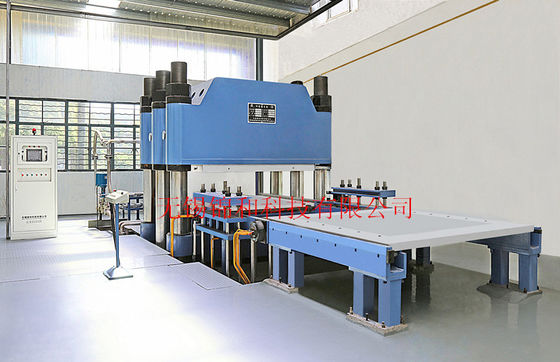1000-1500mm Vulkanlaştırılmış Kauçuk Kalıp Makine Presleri Çerçeve Sütunları ile